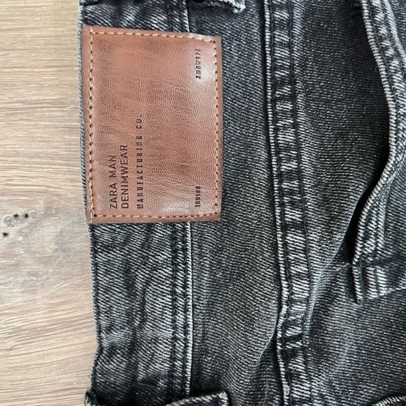 Zara men’s 30 jeans - Picture 4 of 4